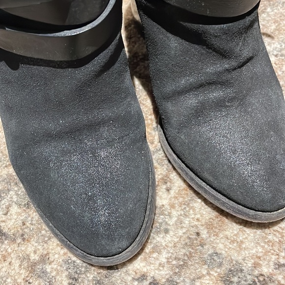 Jimmy Choo - Picture 5 of 6